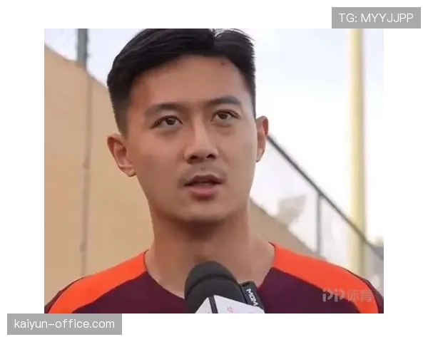 蒋圣龙训练完直接去提了辆大G，这自律换来的日子普通人真过不来